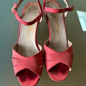 Salvatore Ferragamo Rose Sandals - Size 6AAAA